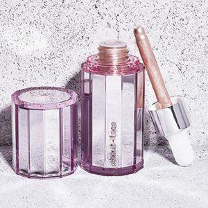 ABOUT-FACE Highlighter Fluid Shaken or Stirred